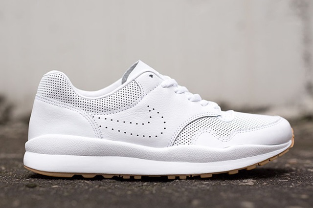 Nike-air-Safari-deconstruct-White-gum-1