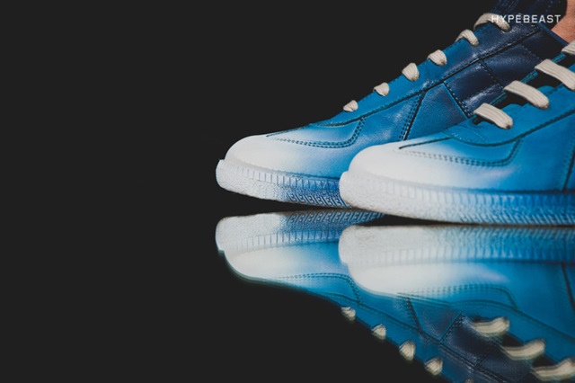 a-closer-look-at-the-maison-martin-margiela-airbrush-blue-replica-sneaker-4