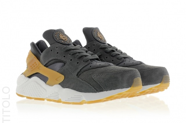 Nike air shop huarache anthracite brown