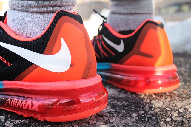 bright red nike air max