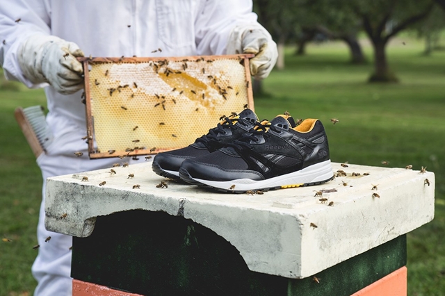 Sneakersnstuff-x-Reebok-Ventilator-Bees-Honey8