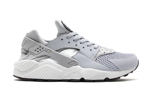 krossovki-nike-air-huarache-wolf-grey-pure-platinum-black-white-01