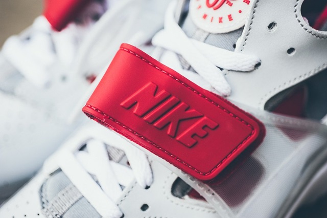 Nike air trainer huarache red best sale