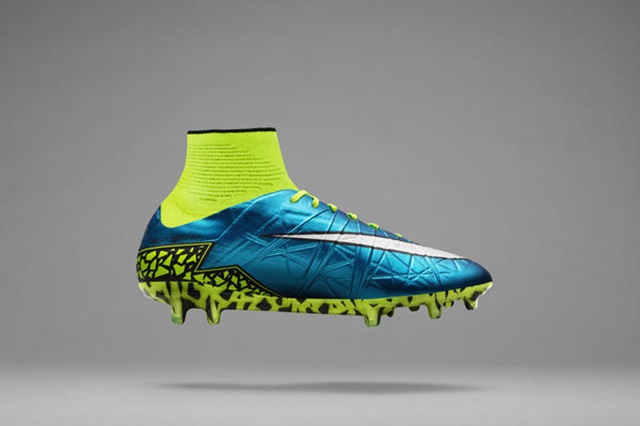 SU15_FB_WWC_Hypervenom_FG_MED_native_600