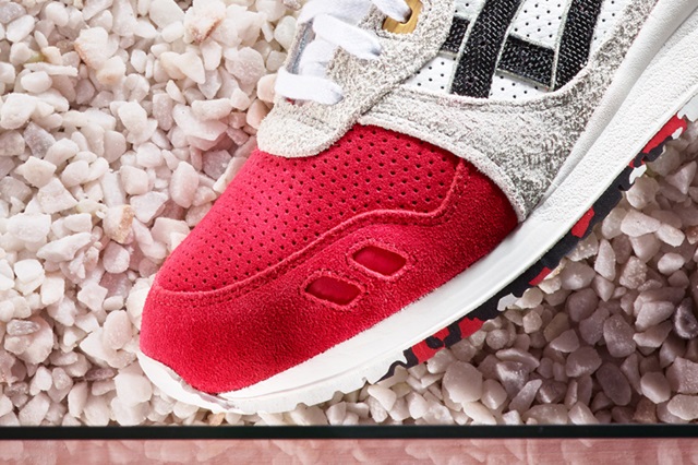 a-closer-look-at-the-afew-x-asics-gel-lyte-iii-koi-4