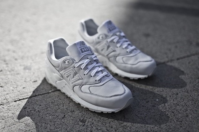 new-balance-ml999aw-white-out-3