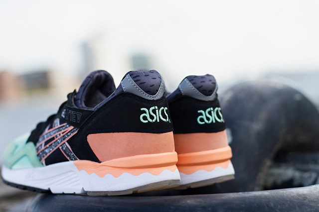 ASICS Tiger Naked GEL Lyte V Hafnia. SFMAG.RU