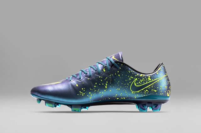 Nike-Football-Soccer_ELECTRO_FLARE_MERCURIAL_VAPOR_C_PREM_original