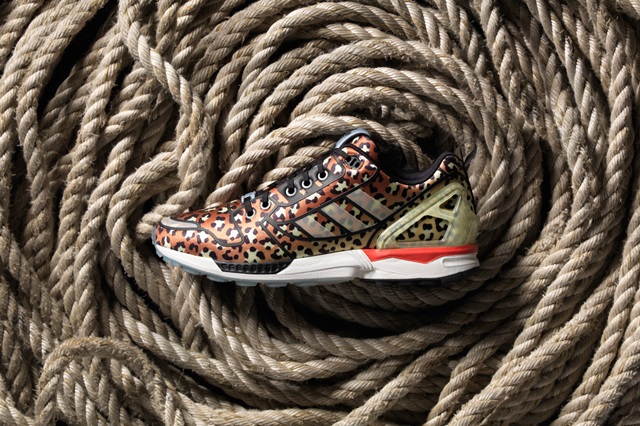 adidas_ZXPack_ZXFlux_Profile_LoRes
