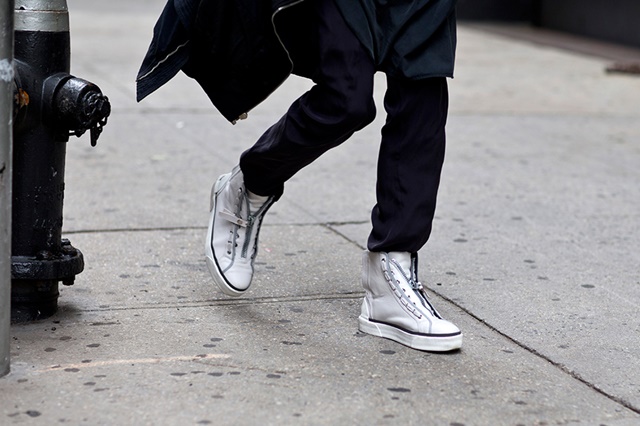 new-york-fashion-week-women-spring-summer-2016-sneakers-09