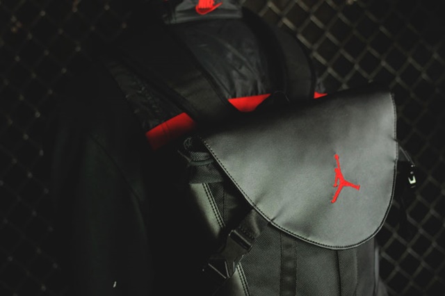 jordan-11-bred-backpack-03
