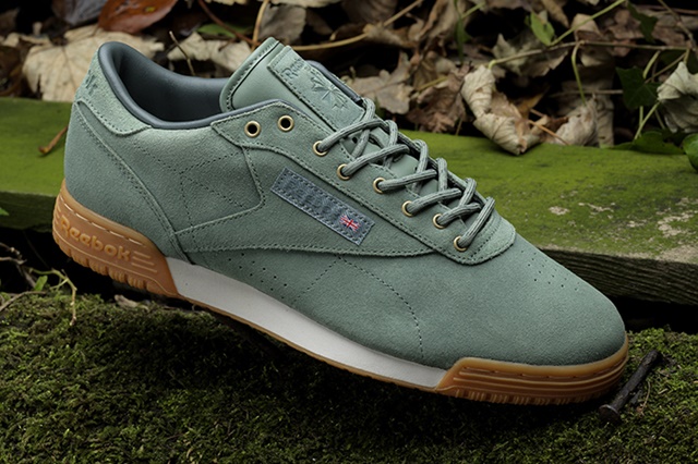 size-x-reebok-silvery-green-winterised-pack-2