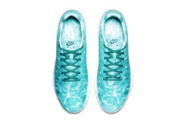 nike-air-max-plus-water3-760x570