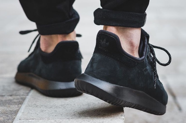 adidas-originals-tubular-shadow-now-available-in-all-black-suede-3 (1)