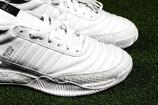 the-shoe-surgeon-adidas-copa-rose-white-out-02-1440x960