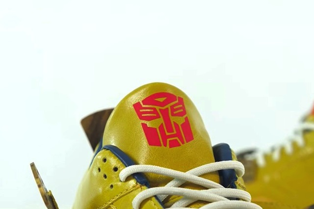 air-jordan-4-transformers-mark-wahlberg5