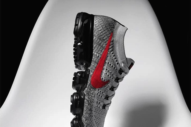 Nike-Air-VaporMax-Flyknit-Silver-Red-Black