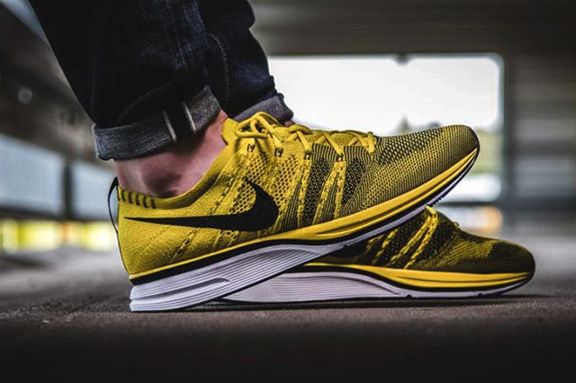 Nike-Flyknit-Trainer-Bright-Citron-AH8396-700-03