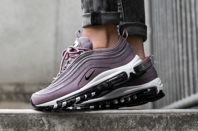 nike-air-max-97-taupe-grey-release-date-1