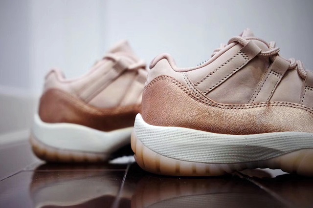 jordan-11-low-rose-gold-1