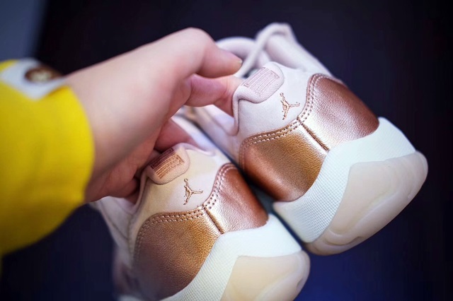 jordan-11-low-rose-gold-8