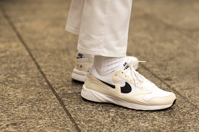 paris-mens-fw18-sneaker-street-style-12