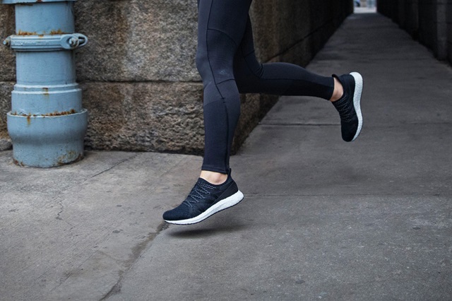 adidas_AM4NYC_On Foot